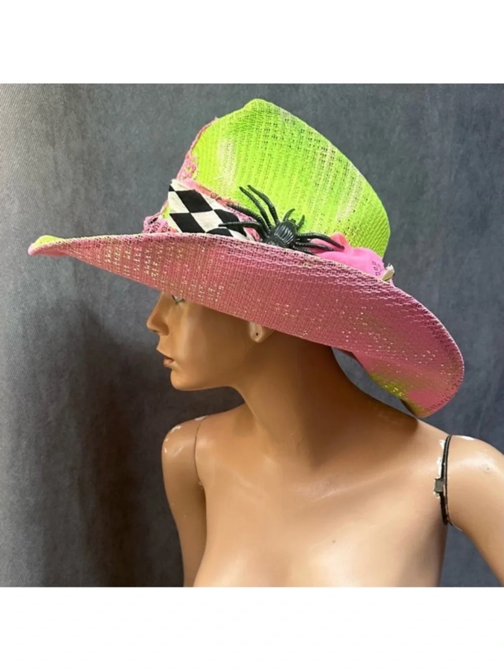 Vintage Cowboy hat w/ spider & cross bright green & pink - Picture 9 of 12
